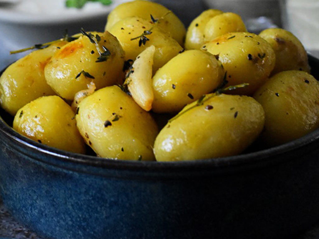 Pommes de terre épluchées sous vide | achat-vente-frites